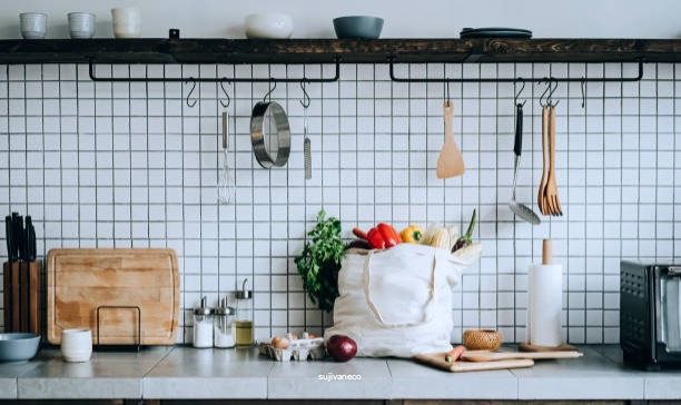 Eco-friendly Kitchen: Plastic के बर्तनों को Replace करने के 5 बेहतरीन तरीके